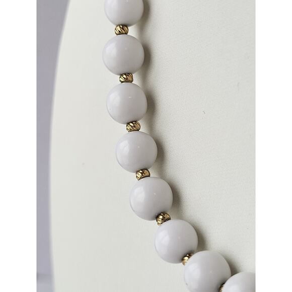 Napier White Gold Beaded Necklace Vintage Signed Classic Estate - Picture 4 of 5